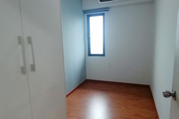 Kiara East Suite DEX