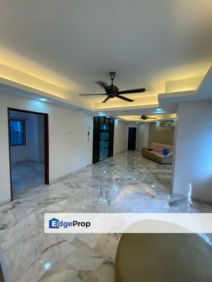 Renovated unit Fully Furnish Freehold with Strata Title, Kuala Lumpur, 