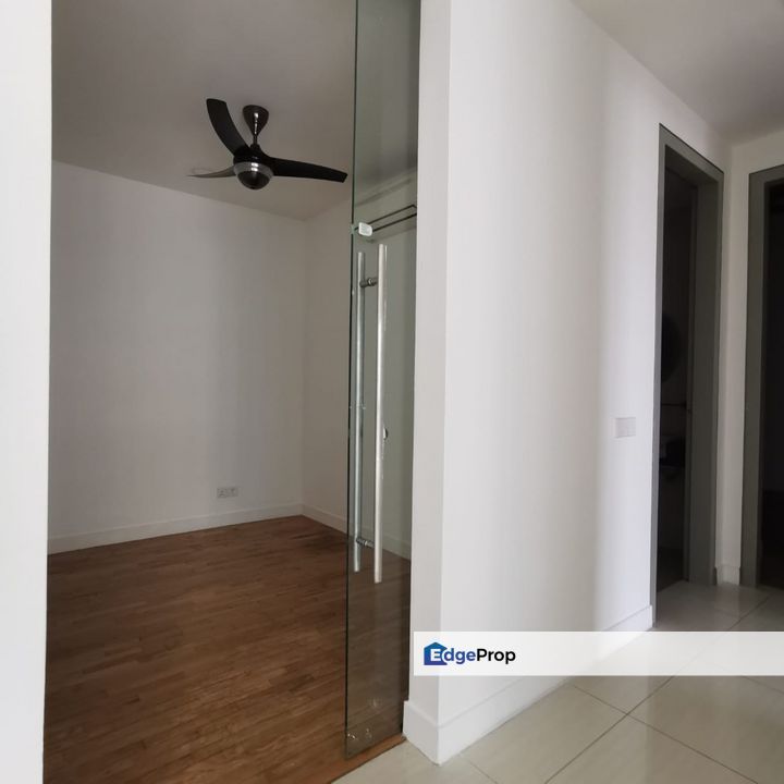 Well Kept unit and Facing IKEA, Selangor, Mutiara Damansara