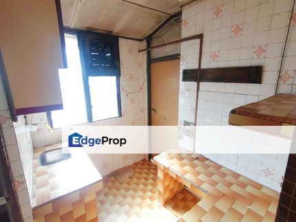 Nice unit near LRT, Kuala Lumpur, Wangsa Maju