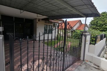 1 Storey Semi-D house for Rent Seksyen 3 Petaling Jaya