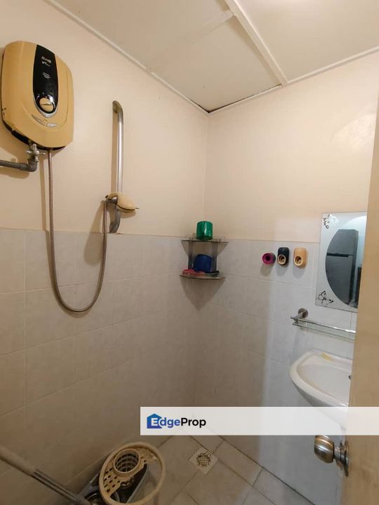 Below market Freehold Well Kept , Selangor, Cheras South