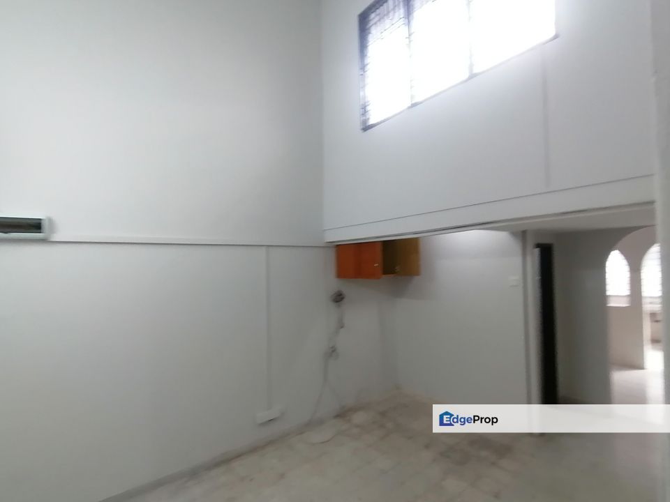 Single Storey Renovated Taman Cuepacs Easy Access , Selangor, Batu 9th Cheras