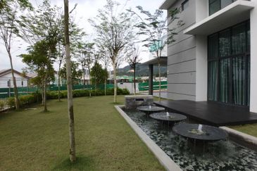 Puncak Saujana