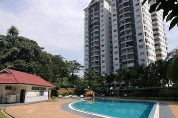 Awana Puri Condominiums