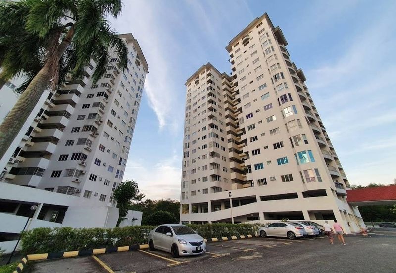 Awana Puri Condominiums