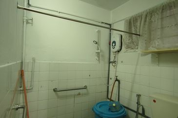 Happy Garden (Taman Gembira)