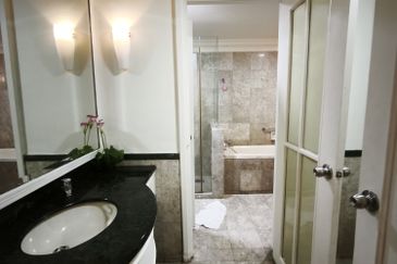 Berjaya Times Square Serviced Apartment