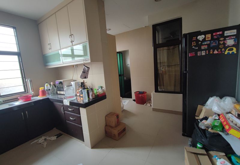 Bukit Jalil, 2.5 Storey house (end lot), Taman Jalil Sutera, Kuala Lumpur 