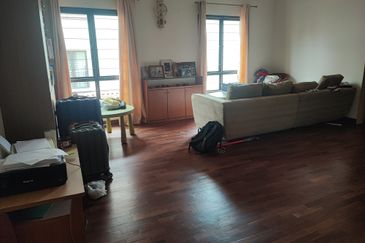 Bukit Jalil, 2.5 Storey house (end lot), Taman Jalil Sutera, Kuala Lumpur 