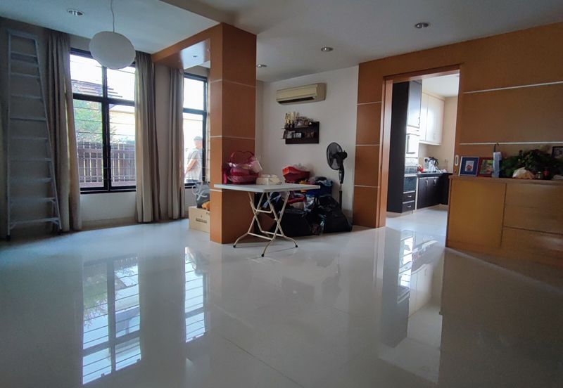 Bukit Jalil, 2.5 Storey house (end lot), Taman Jalil Sutera, Kuala Lumpur 