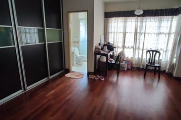 Bukit Jalil, 2.5 Storey house (end lot), Taman Jalil Sutera, Kuala Lumpur 