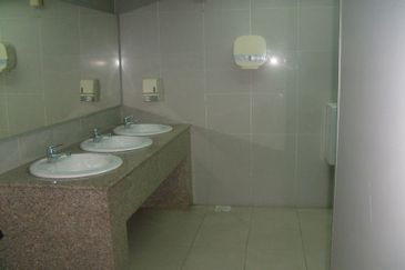 HiCom-Glenmarie Industrial Park