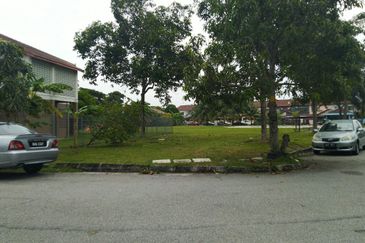 Taman Teluk Gedung Indah