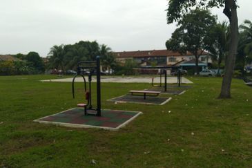 Taman Teluk Gedung Indah