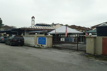 Taman Teluk Gedung Indah