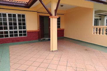 Taman Sungai Kapar Indah