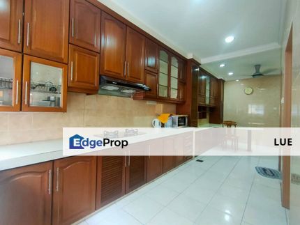 2-Storey Superlink house with extra land @ Bandar Bukit Tinggi 2, Klang for SALE, Selangor, Klang