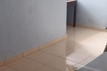 Tasik Heights Apartment