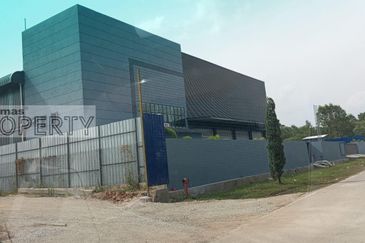 Commercial land at Puncak Alam for sale