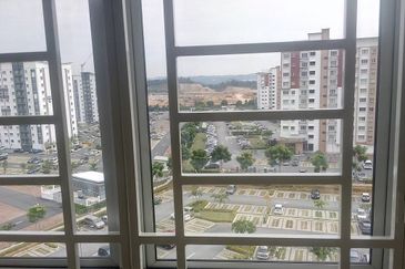 Seri Baiduri Apartments @ Setia Alam