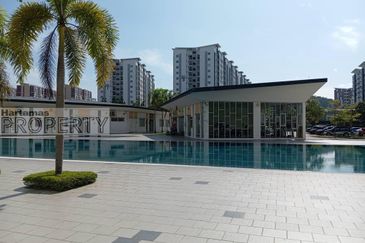 Renovated Seri Mutiara Apartment @ Setia Alam, Shah Alam for SALE