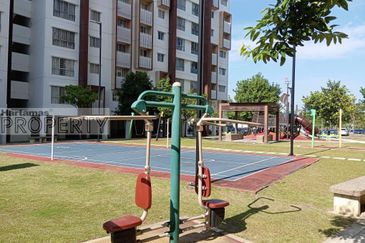 Renovated Seri Mutiara Apartment @ Setia Alam, Shah Alam for SALE