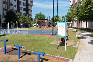 Renovated Seri Mutiara Apartment @ Setia Alam, Shah Alam for SALE