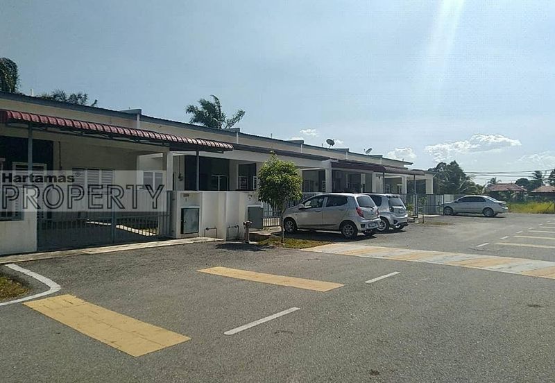 Rumah Teres Setingkat @ Taman Salak Kasturi, Sepang untuk dijual