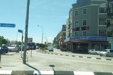 Teluk Pulai Commercial Center