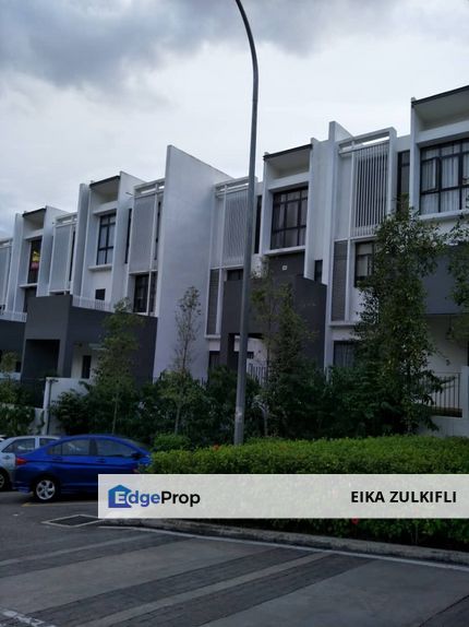 3-STOREY COURTYARD VILLA 16 QUARTZ PUNCAK MELAWATI KUALA LUMPUR FOR SALE , Selangor, Taman Melawati