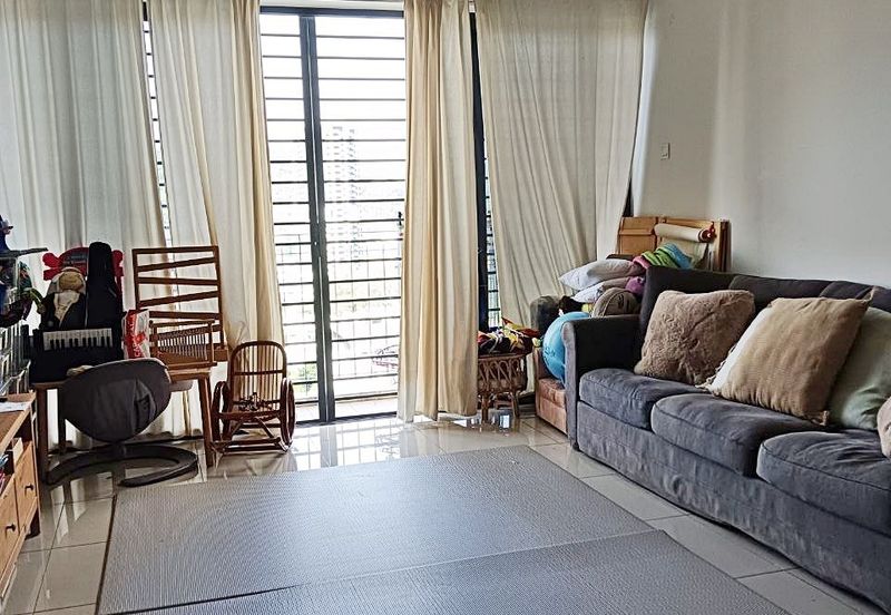 UPPERVILLE @ 16 Quartz Melawati