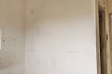 SD 2 APARTMENT BANDAR SRI DAMANSARA FOR SALE