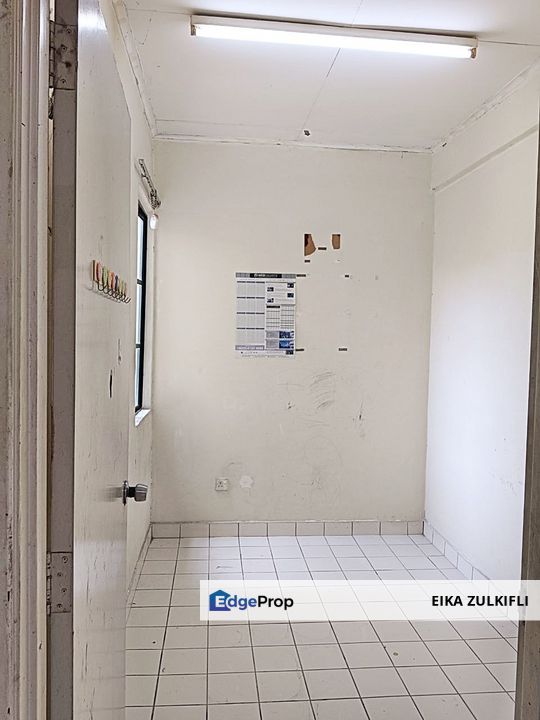 SD 2 APARTMENT BANDAR SRI DAMANSARA FOR SALE, Kuala Lumpur, Damansara