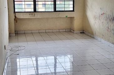 SD 2 APARTMENT BANDAR SRI DAMANSARA FOR SALE