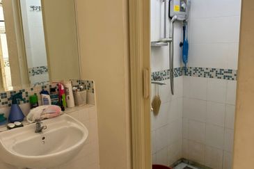 Seri Maya Condominium