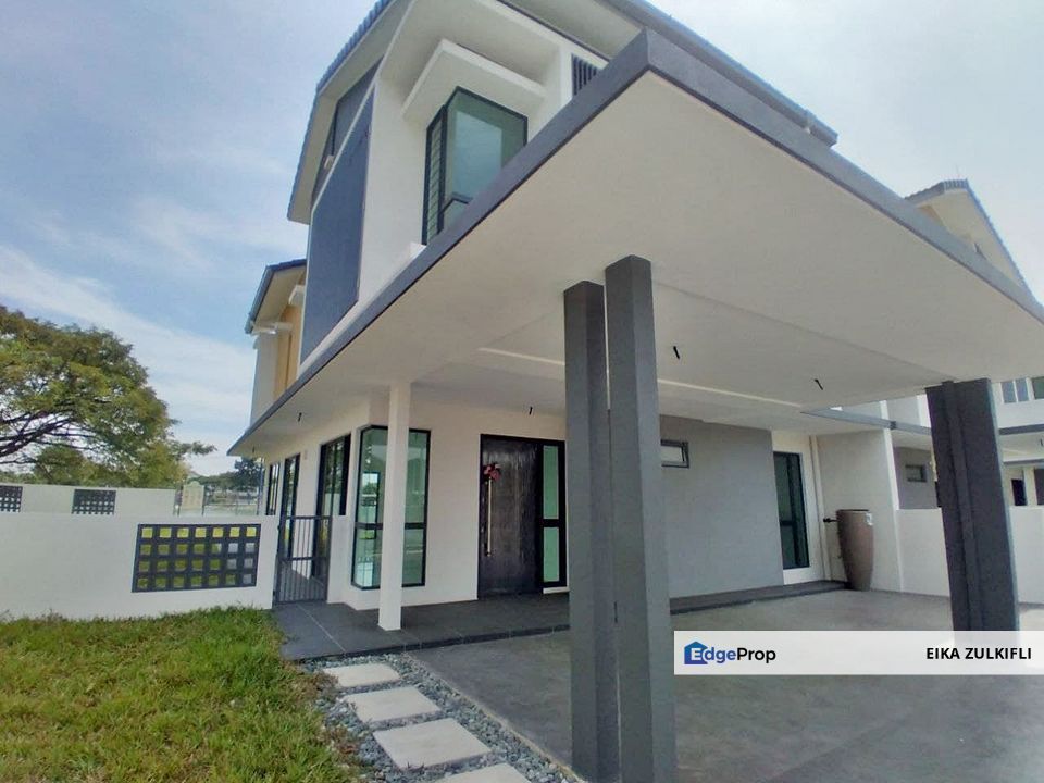 Laman Lakeside Bukit Raja Klang 2-Story Semi-D [Bigger Land Area], Selangor, Bandar Bukit Raja