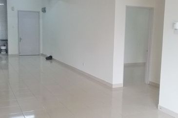 Platinum Hill Condo Pv8