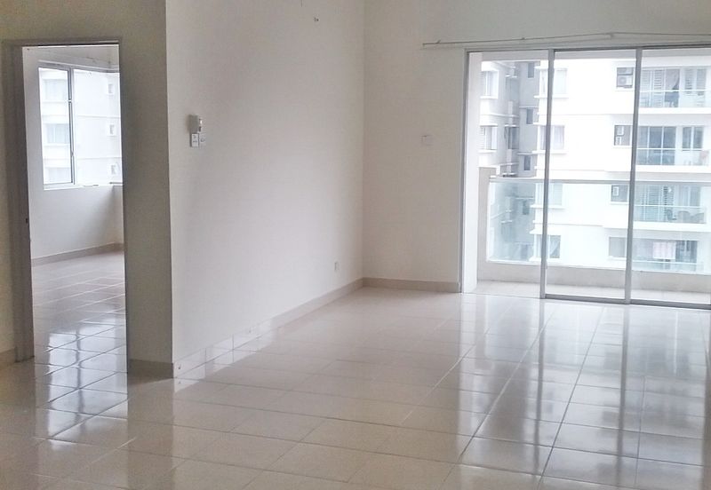 Platinum Hill Condo Pv8