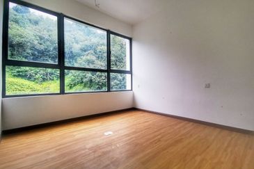 The Trees, Bukit Lanjan