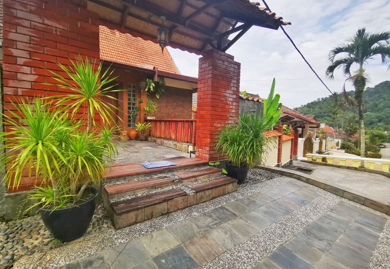 2 Storey Freehold Semi-D Taman Melawati, KL - Facing Open! FOR SALE 