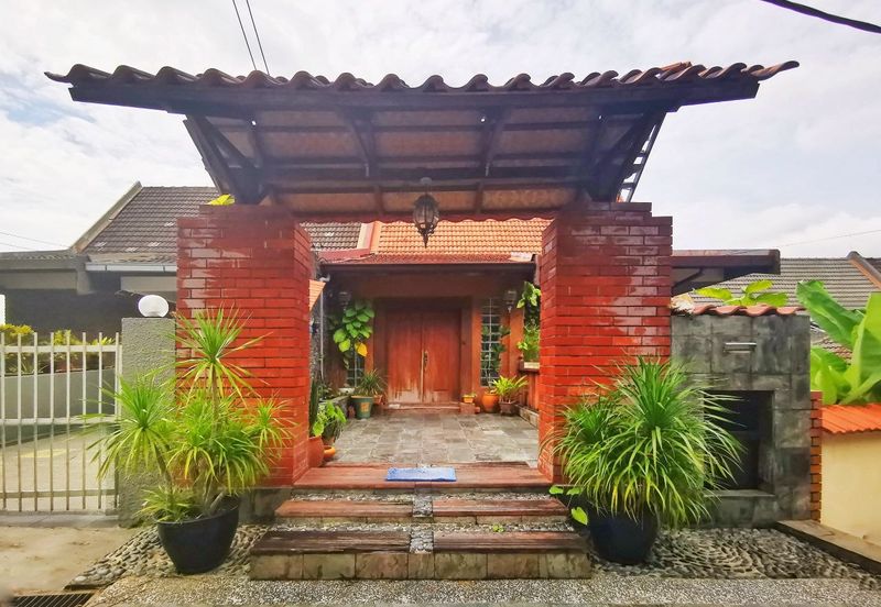 2 Storey Freehold Semi-D Taman Melawati, KL - Facing Open! FOR SALE 