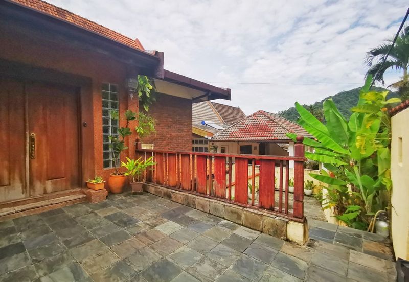 2 Storey Freehold Semi-D Taman Melawati, KL - Facing Open! FOR SALE 