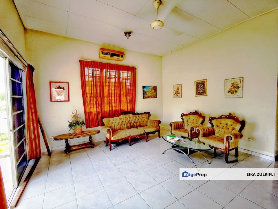 TAMAN BANGI VILLA SINGLE STOREY BUNGALOW FOR SALE , Selangor, Bangi