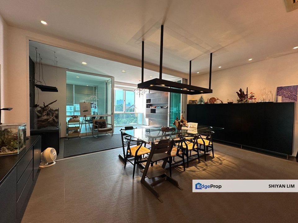 Renovated unit. Duplex with private lift, Kuala Lumpur, Sri Hartamas 