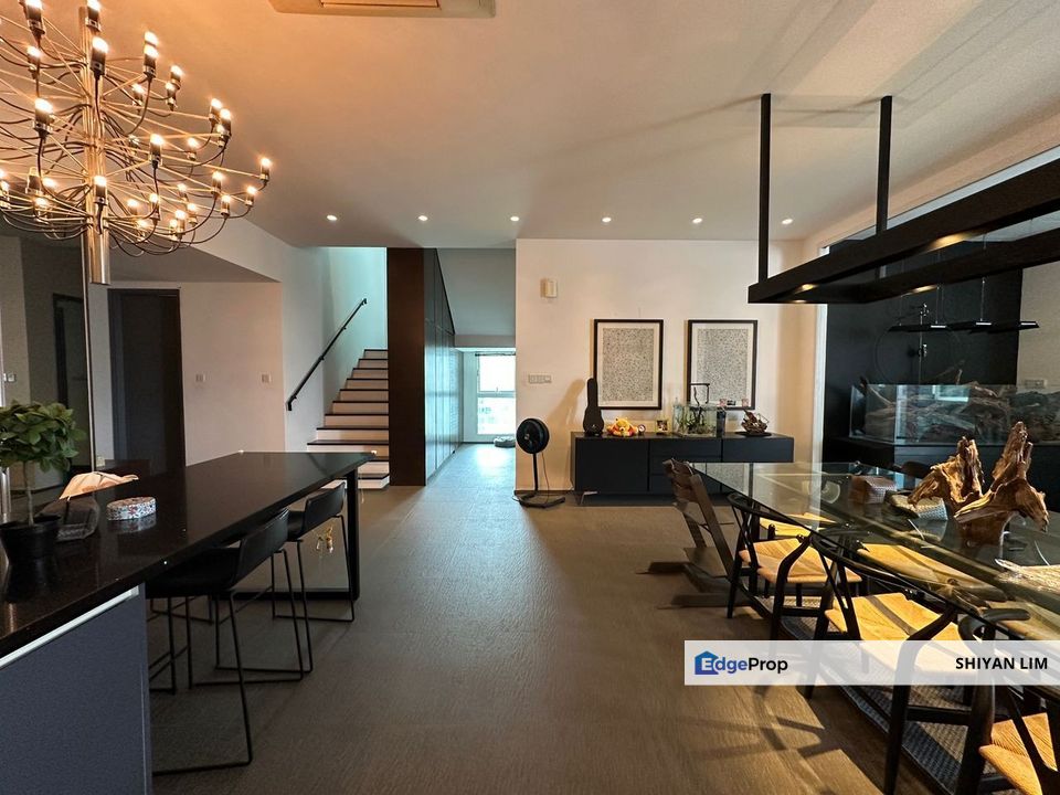 Renovated unit. Duplex with private lift, Kuala Lumpur, Sri Hartamas 