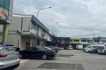 Kampung Baru Seri Kembangan [Industrial]