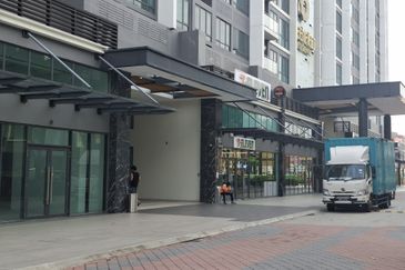 ROI 5.55% nett Sunway Greenfield shop