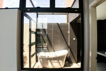 3.5-Storey Terrace for Sale Fields of Gold Villa Senja Taman Anggun Rawang