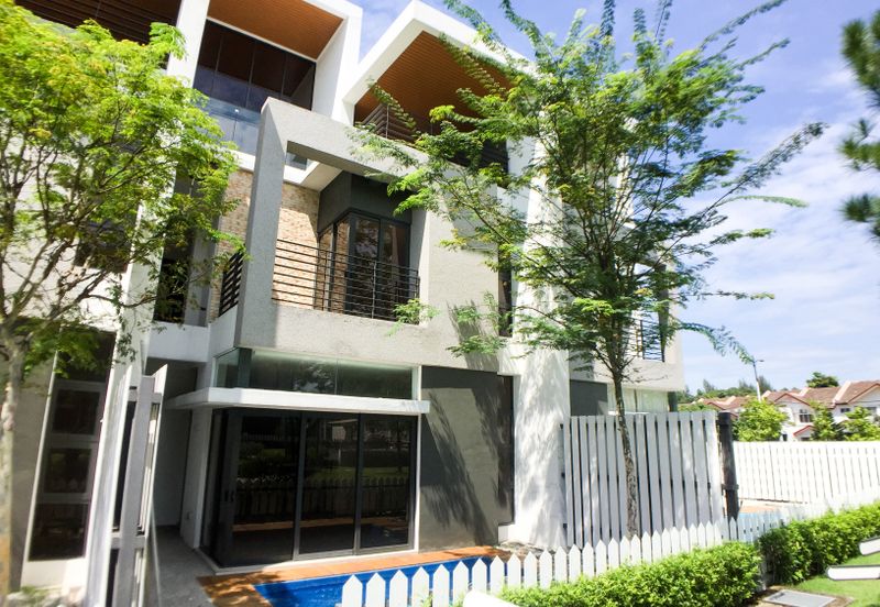 3.5-Storey Terrace for Sale Fields of Gold Villa Senja Taman Anggun Rawang